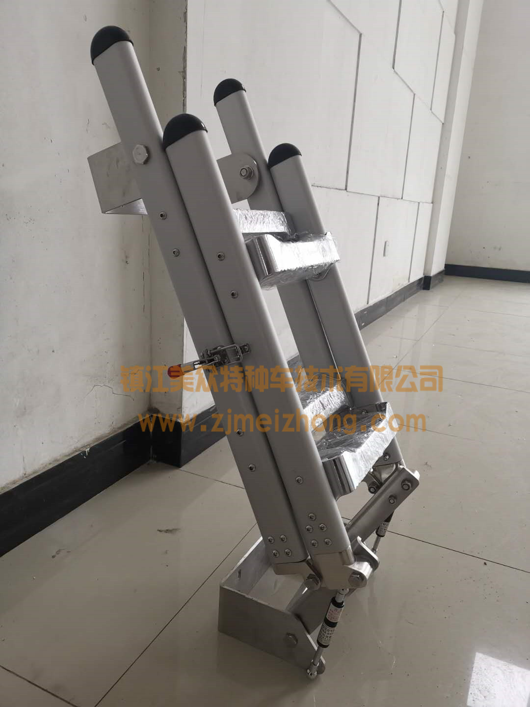 ���K	�p��������